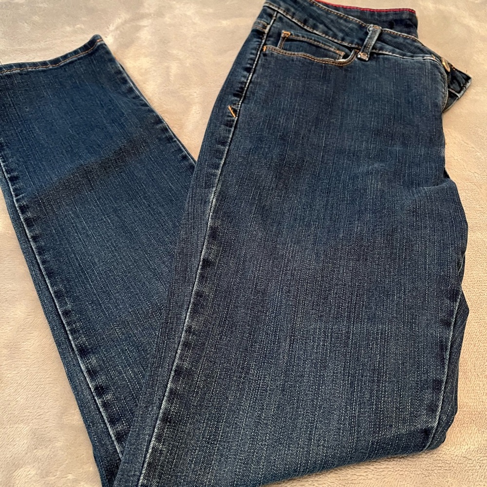 Lee straight leg size 8 medium jeans